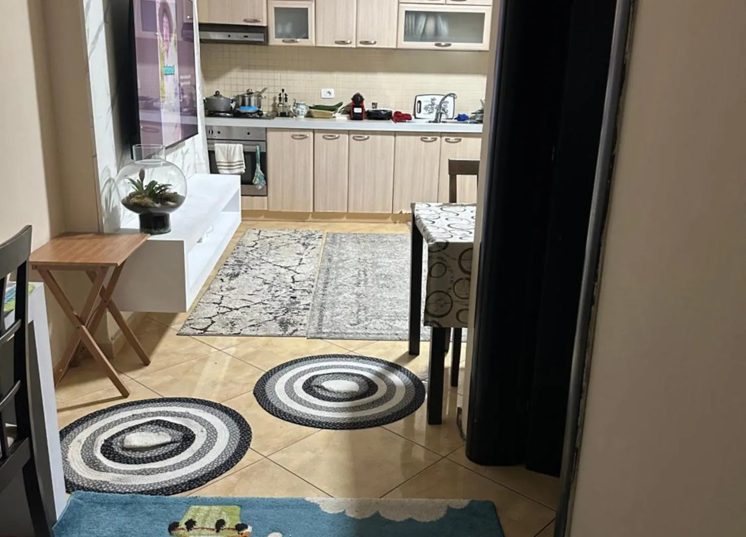 Διαμέρισμα Apartament Polisi i Vogel